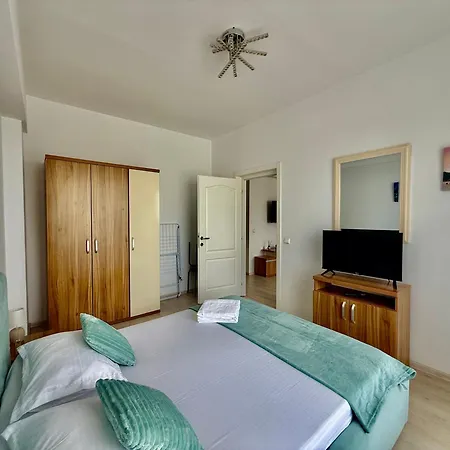 Oliasummer Apartament